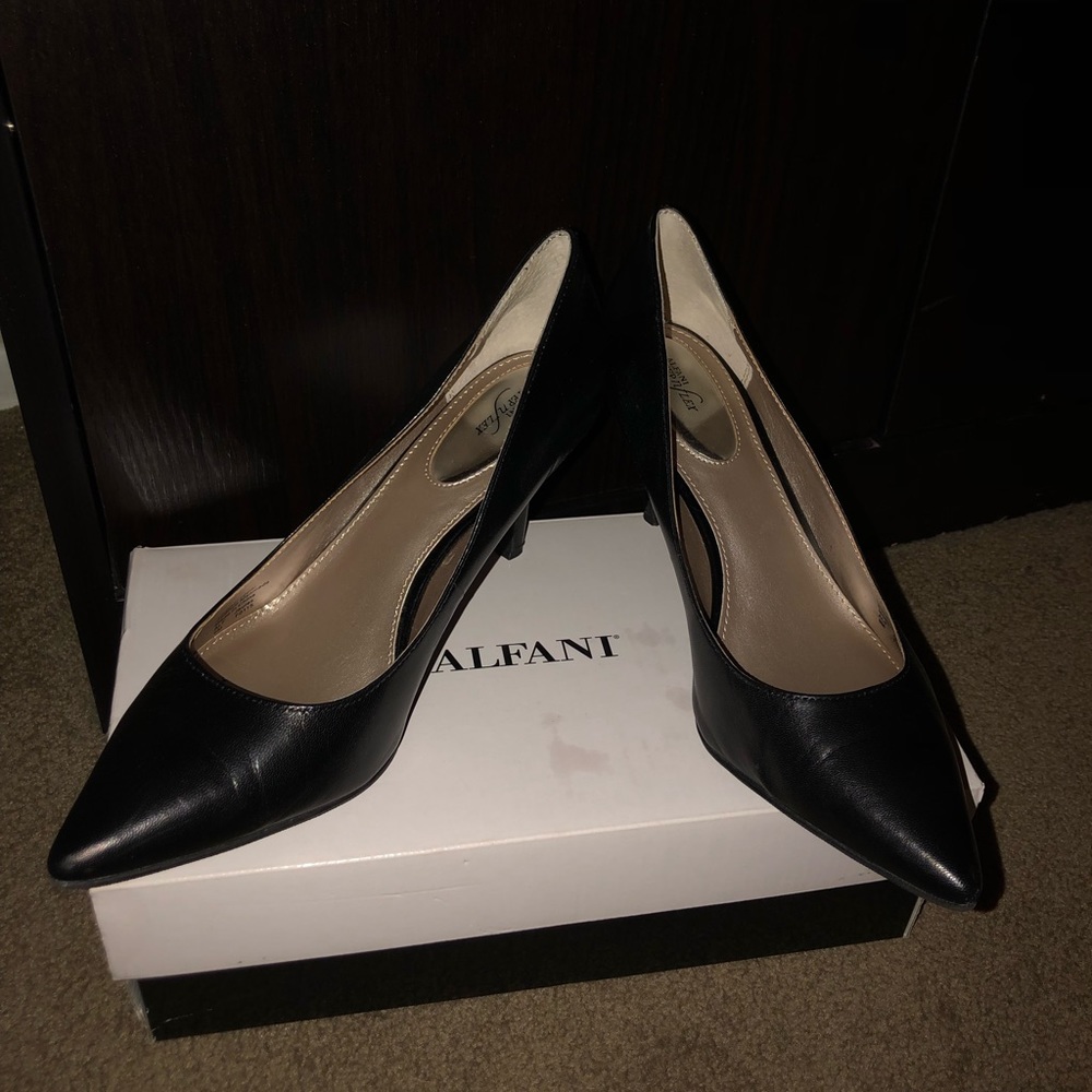 Alfani Black Jueles Pump